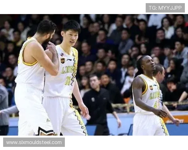 成都篮球队在全国速度排行榜中荣登第六名展现出强劲实力与潜力 成都篮球队在全国速度排行榜中荣登第六名展现出强劲实力与潜力